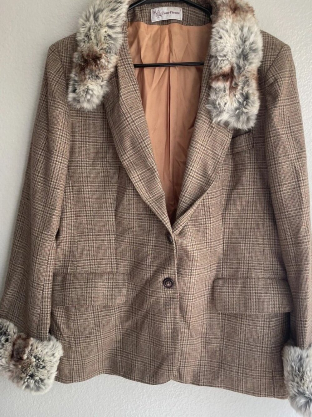 Vintage Evan Picone women’s sz 16 blazer rabbit fur collar matching cuffs USA